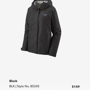 Patagonia Rain jacket with pockets and hoodie